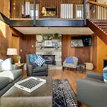 Long Pond Vacation Rental On Pine Tree Lake!