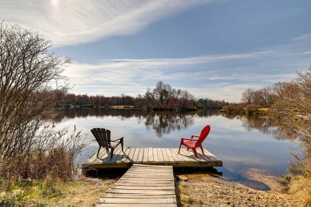 Vacation On Pine Tree Lake! Casa de férias Long Pond